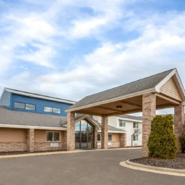 AmericInn by Wyndham Oscoda Near AuSable River