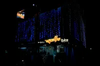 Hotel Mahalok Palace Hotels in Ujjain