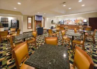 Holiday Inn Express & Suites Burlington