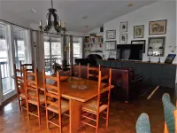 Spectacular Mountain Views and Serene Lakefront Escape - Charming Retreat