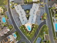 Surfside I 2 Bed 2 Bath by the Beach