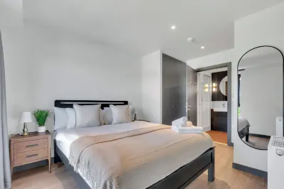 Vibrant Apartments at Luna Near Wembley Park by MySquare