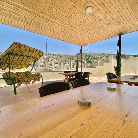 Villa Mira Guesthouse 1 - Downtown Central Amman - Al Diyrih