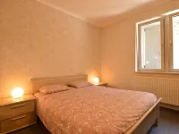 Lovely Modern Apartment, Near the Mosel, Shops and Restaurants Hotels near Lehmen Winery