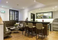Radisson Blu Hotel Altstadt, Salzburg - bars
