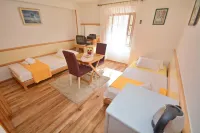 Studios Belvi Hotels in Skaljari