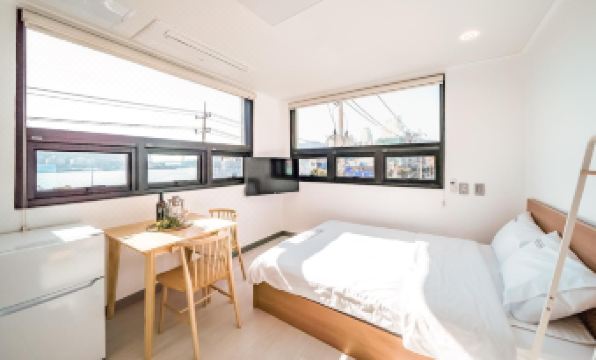 Yeosu Nangmanstay pension - Housity