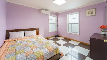 Daebudo Fullhouse Pension Отели рядом с достопримечательностью «365 대부도 캠핑시티»