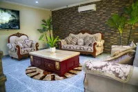 Piarco Palace Hotels in Saint Helena
