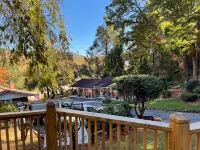 Mountain Aire Cottages, Inn, & Glamping - con vistas a la montaña
