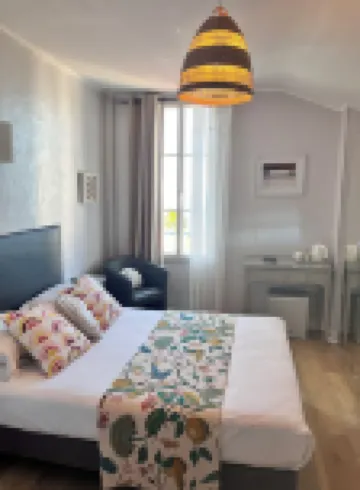 Hôtel Eden - la Baigneuse Hotels in Juan-les-Pins