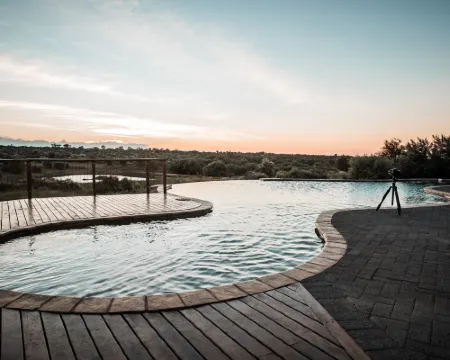 Bona Bona Game Lodge Hotels in Southern DC