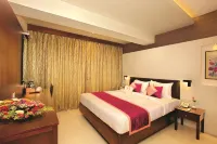 Holiday Vista Thekkady a Premium Hotel Near Periyar Wild Life Sanctuary with Sky View Pool - spa