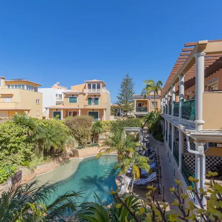 Charming Residence & Guest House Dom Manuel I Adults Only