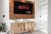 억셰 바이 안디아니 트래블