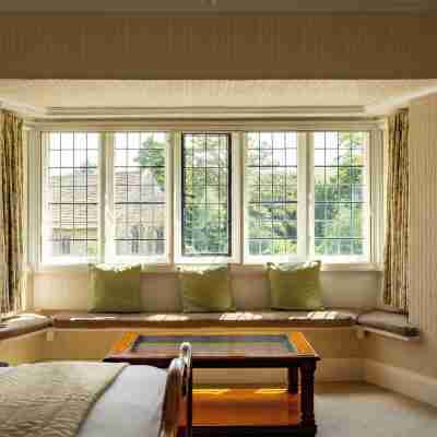 Mallyan Spout Hotel Rooms