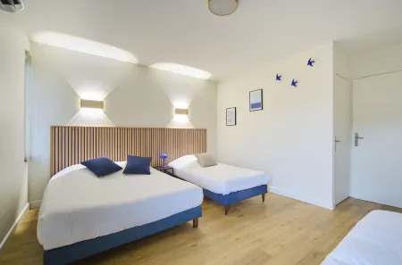 Hôtel le Clos Mouron Отели в г. Буайе