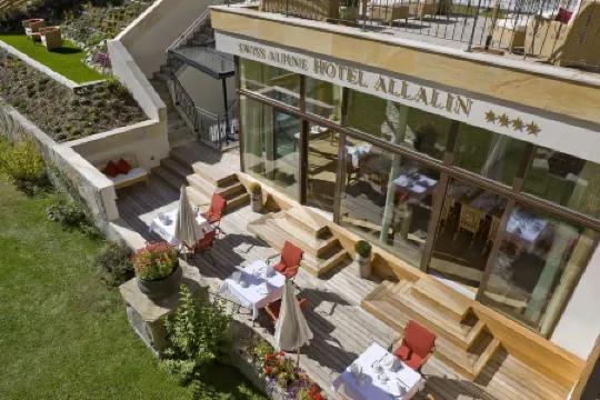Swiss Alpine Hotel Allalin