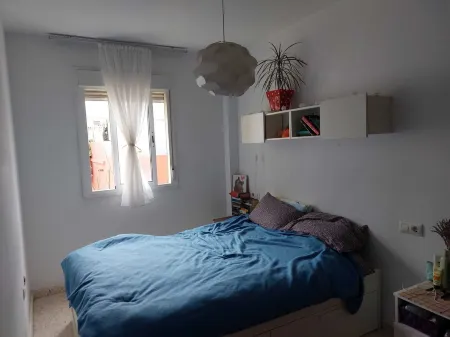 Beautiful 2-Bed Apartment next to Gibraltar Отели в г. Ла-Линеа-де-ла-Консепсьон