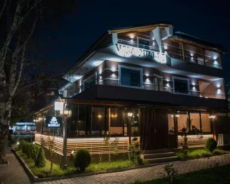 Vila Muslli Hotels in Korce