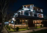 Vila Muslli - parking