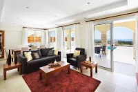 Club St. George Các khách sạn ở Tremithousa