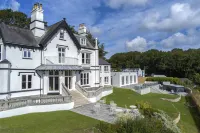 Penally Manor - Luxurious Manor House - Tenby Hotels in Penally