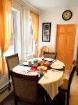 Maison Montplaisir Hotels in Longueuil