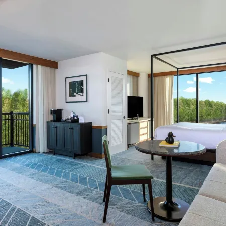 Merriweather Lakehouse, Autograph Collection