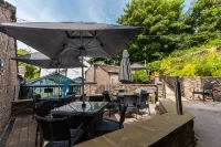 The Swan Inn Hotels in Kettleshulme
