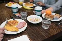 Homewood Suites by Hilton Savannah Historic District/Riverfront - breakfast