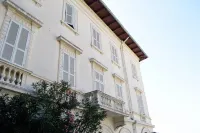 Villa Ata Razanac - Nice Apartment by the Sea