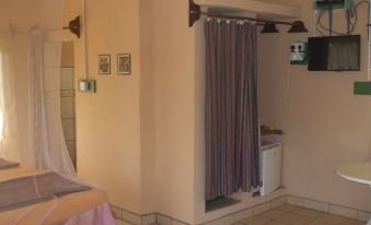 Camping-Sukuta & Lodge