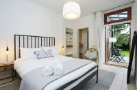 Joivy Luxury House with Patio Next to North Berwick Beach Hotels in North Berwick