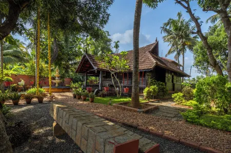 ama Stays & Trails Aquabliss ,Alleppey