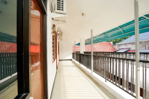 Merapi Inn Syariah by ecommerceloka - parking