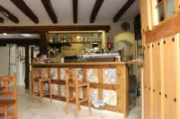 ACienLeguas - Quầy Bar