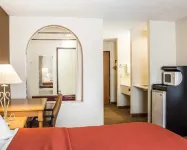 Quality Inn Hotels in Lorain