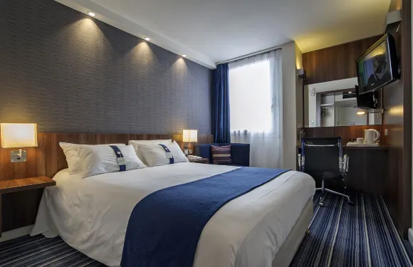 Holiday Inn Express 里爾中心