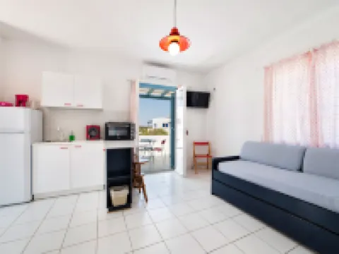 フィボス アパートメンツ パロス島のホテル