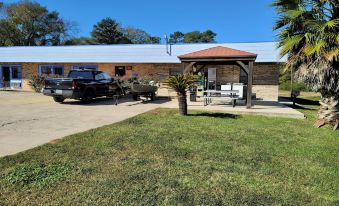 Coldspring Inn