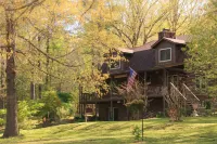Tiffany's Bed and Breakfast - Homestays