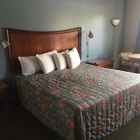 Sunset Inn