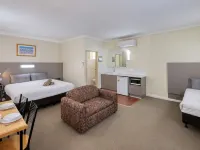 Bishops Lodge Narrandera Hotels in Narrandera