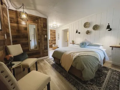 Emerald Valley Inn