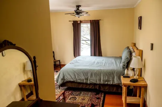 The Long View Lodge