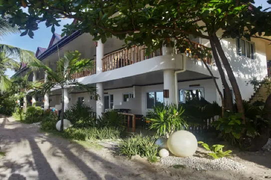 Ocean Vida Beach and Dive Resort