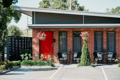 Daylesford Art Motel Отели рядом с достопримечательностью «Конвент Дейлсфорд»