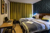 Latroupe Jacobs Inn