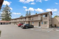 Americas Best Value Inn Sky Ranch Palo Alto - Motels